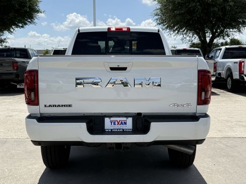 Used 2026 RAM 2500 Laramie AWD/4WD image 6