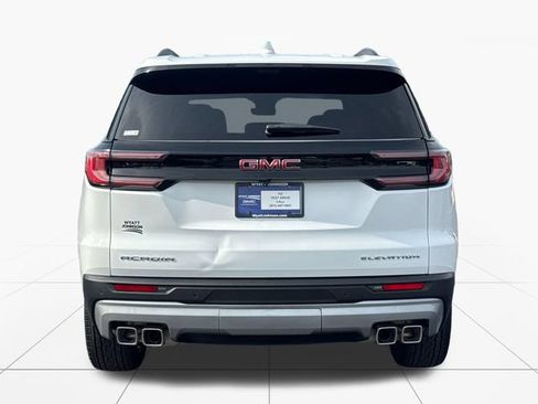 Used 2026 GMC Acadia Elevation w/ Elevation Premium Package FWD image 4