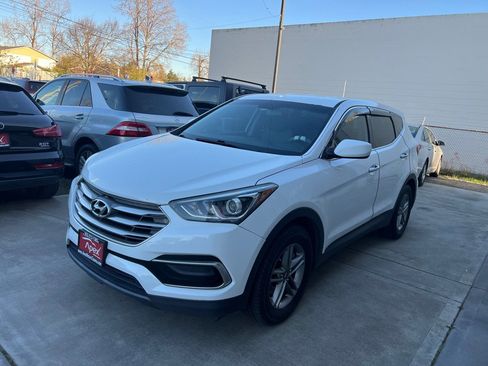 Used 2017 Hyundai Santa Fe Sport image 3