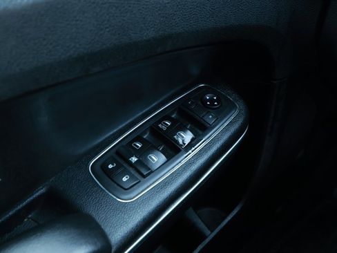 Used 2018 Chrysler 300 S w/ S Model Appearance Package image 20