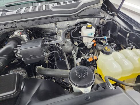 Used 2021 Ford F250 Lariat w/ Chrome Package image 17