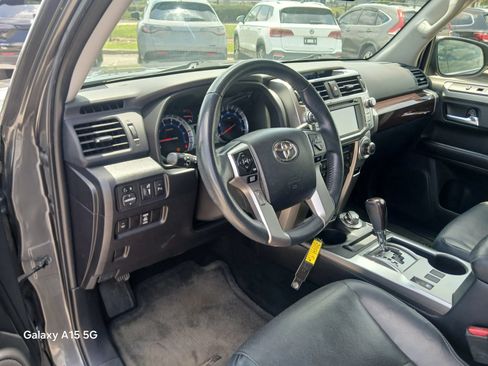 Used 2016 Toyota 4Runner Limited AWD/4WD image 7