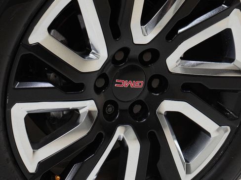 Used 2021 GMC Yukon XL Denali w/ Denali Ultimate Package RWD image 87