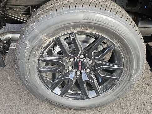 New 2026 GMC Sierra 1500 Elevation AWD/4WD image 7