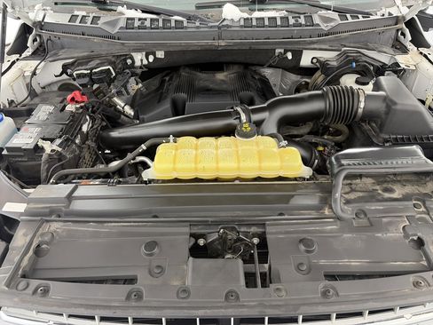 Used 2019 Ford F150 XLT w/ Equipment Group 302A Luxury image 11