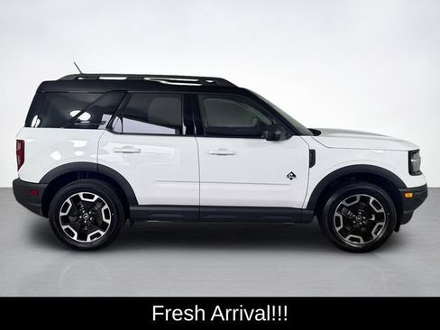 Certified 2023 Ford Bronco Sport Outer Banks w/ Tech Package AWD/4WD image 2