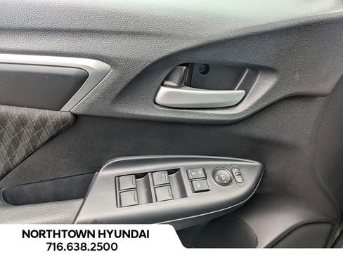 Used 2020 Honda Fit EX image 31