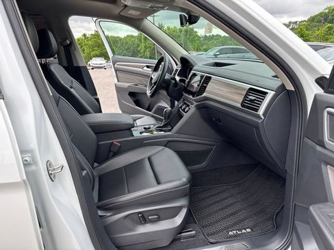 Used 2023 Volkswagen Atlas SEL AWD/4WD image 23