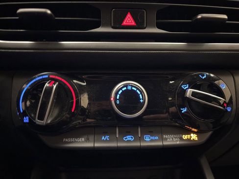 Used 2022 Hyundai Kona SEL w/ Cargo Package image 18