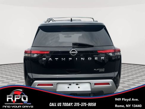 Used 2022 Nissan Pathfinder Platinum w/ Cargo Package AWD/4WD image 4