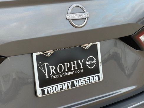 Certified 2025 Nissan Altima 2.5 SV image 8