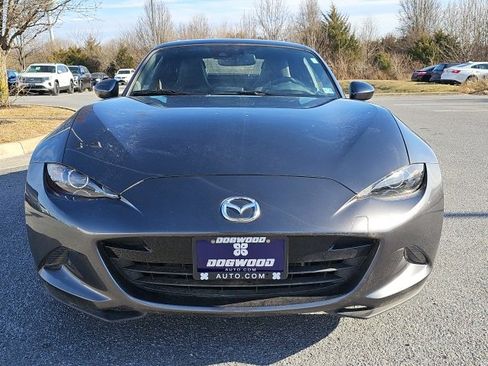 Used 2021 MAZDA MX-5 Miata RF Grand Touring image 2