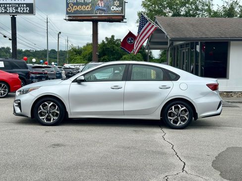 Used 2020 Kia Forte LXS FWD image 7