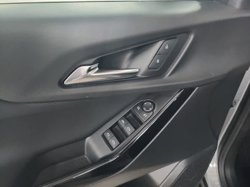 Used 2025 Chevrolet Equinox LT image 20