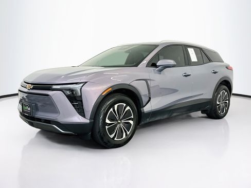 Used 2024 Chevrolet Blazer EV LT AWD/4WD image 3