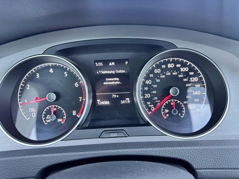 Used 2016 Volkswagen Golf S FWD image 44