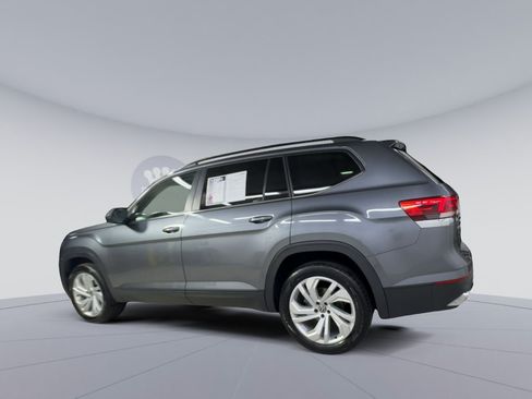 Used 2022 Volkswagen Atlas SE w/ Panoramic Sunroof Package AWD/4WD image 8