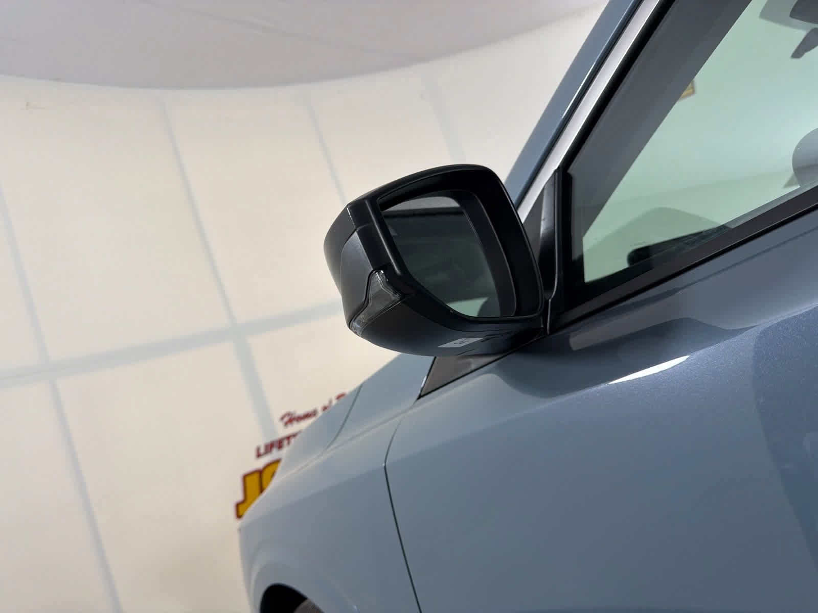 New 2027 Nissan Sentra SR w/ Floor Mat Package FWD image 13