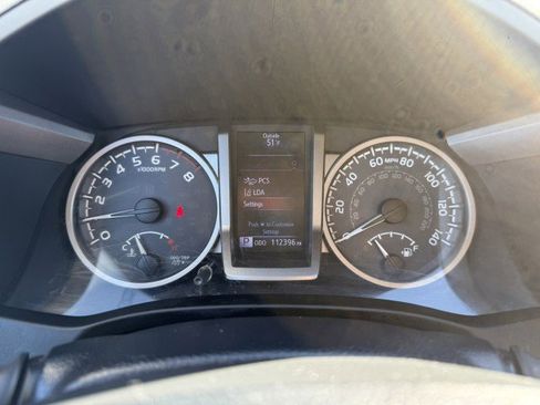 Used 2018 Toyota Tacoma SR5 image 24