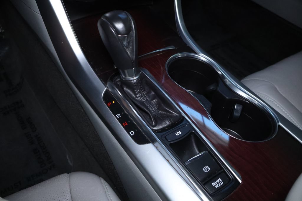 Used 2016 Acura TLX w/ Technology Package FWD image 32
