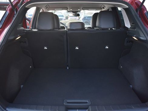 Used 2025 Nissan Kicks SR image 17