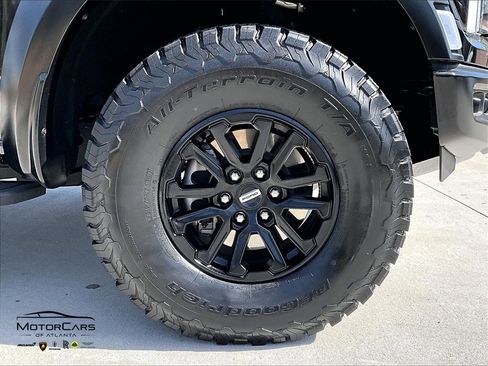 Used 2025 Ford F150 Raptor image 31