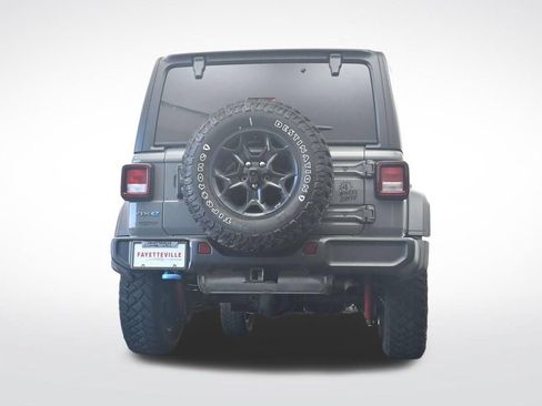 Used 2023 Jeep Wrangler Unlimited w/ Cold Weather Group AWD/4WD image 35