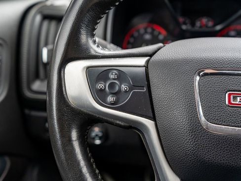 Used 2015 GMC Canyon SLE image 22