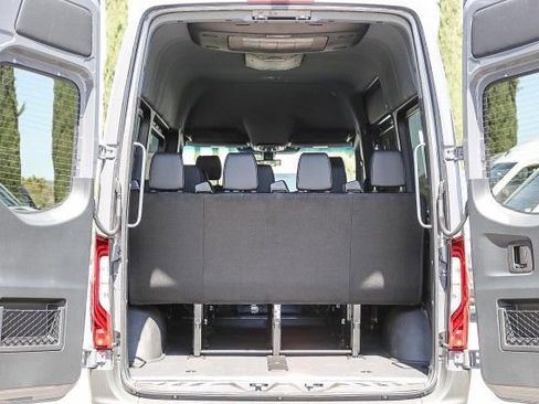 New 2025 Mercedes-Benz Sprinter 2500 image 27