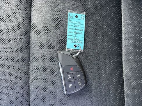 Used 2025 Chevrolet Equinox LT w/ Convenience Package II image 41