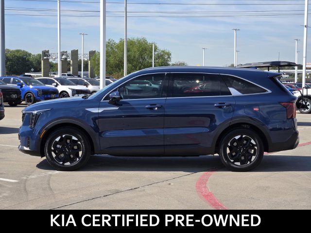 Used 2026 Kia Sorento S w/ S Panoramic Sunroof Package FWD image 3