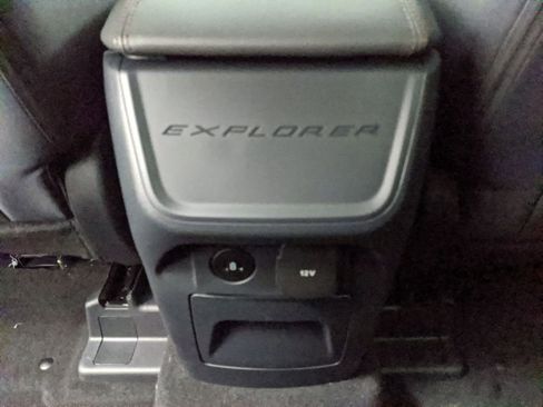 New 2025 Ford Explorer Active image 19