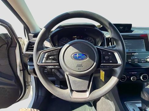 Used 2023 Subaru Crosstrek 2.0i AWD/4WD image 11