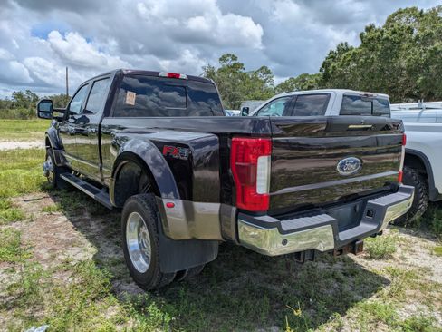 Used 2018 Ford F450 Lariat w/ Lariat Ultimate Package AWD/4WD image 5