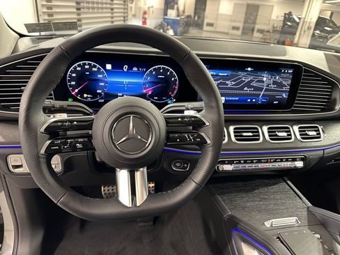 New 2026 Mercedes-Benz GLS 450 4MATIC image 6
