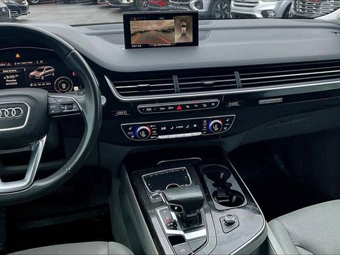 Used 2019 Audi Q7 3.0T Prestige AWD/4WD image 6