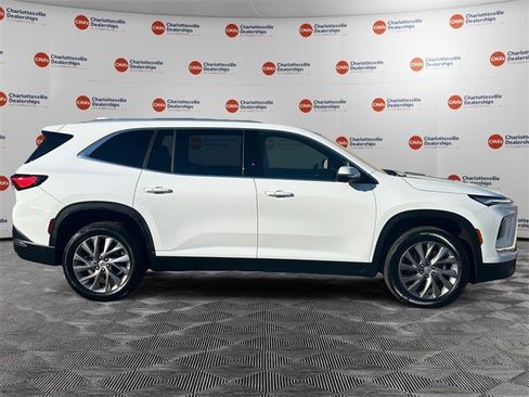 Certified 2025 Buick Enclave Preferred image 6