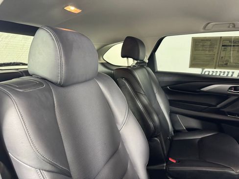 Used 2023 MAZDA CX-9 Touring image 27