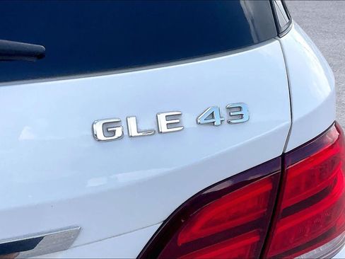 Used 2018 Mercedes-Benz GLE 43 AMG 4MATIC image 33