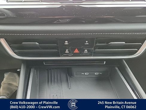 New 2026 Volkswagen Atlas Cross Sport SE image 16