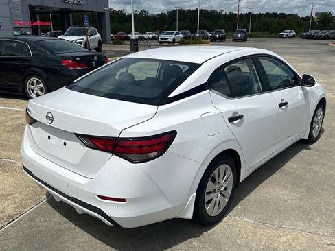 Used 2025 Nissan Sentra S FWD image 7