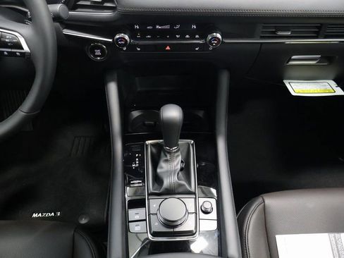 New 2025 MAZDA MAZDA3 Hatchback w/Premium Plus Pkg image 20