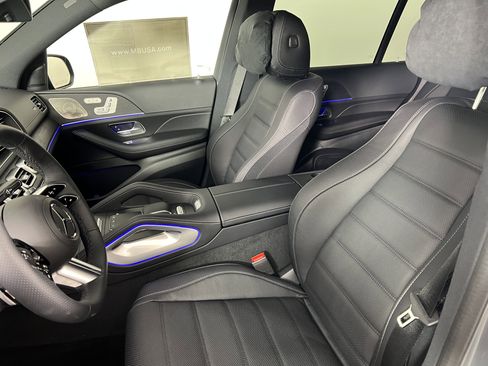 New 2026 Mercedes-Benz GLS 450 450 image 16