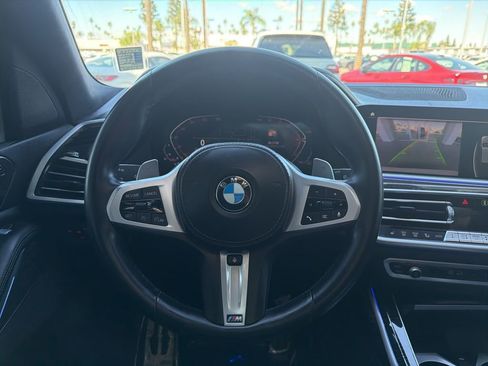 Used 2021 BMW X7 xDrive40i w/ M Sport Package image 19