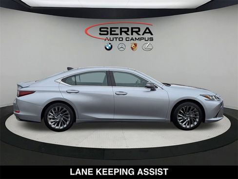Used 2025 Lexus ES 350 Luxury w/ Accessory Package (Z2) image 12