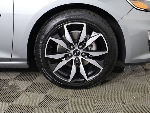 Used 2024 Chevrolet Malibu RS FWD image 17