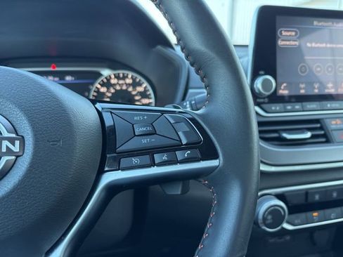 Certified 2024 Nissan Altima 2.5 SR image 16