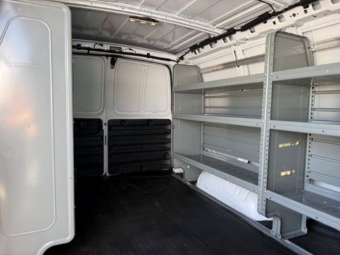 Used 2022 Chevrolet Express 2500 w/ Driver Convenience Package RWD image 19