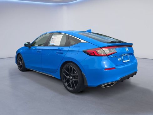 Used 2023 Honda Civic Sport Touring image 3