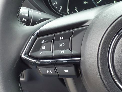 New 2025 MAZDA CX-5 Signature image 18